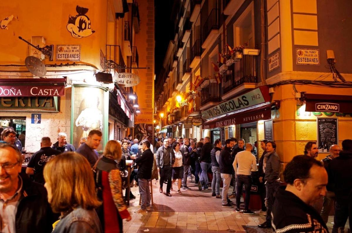 Piso Para 4 Con 2 Parking En Casco Historico De Zaragoza 2 Noches Minimo Dış mekan fotoğraf