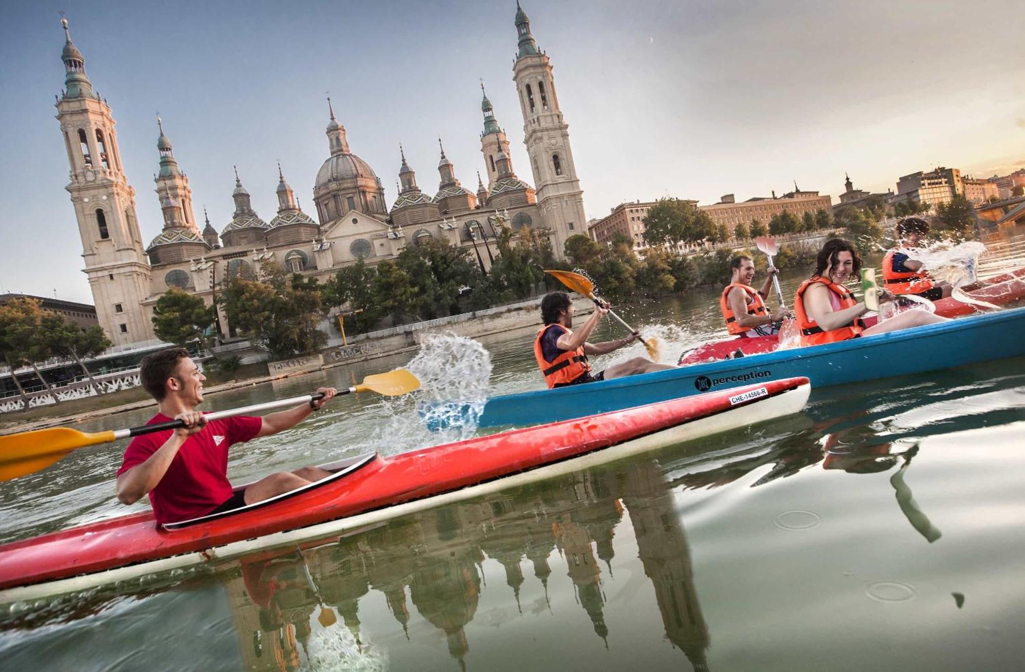 Piso Para 4 Con 2 Parking En Casco Historico De Zaragoza 2 Noches Minimo Dış mekan fotoğraf